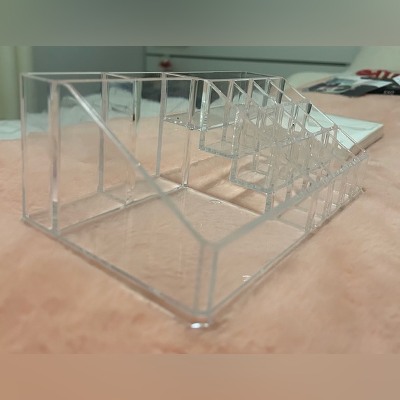 Acrylic Makeup Organizer : 16 compartments - Picture 4 of 4